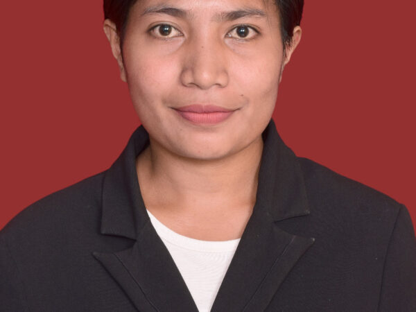 Cornelia Marini Tokan, S. Pd
