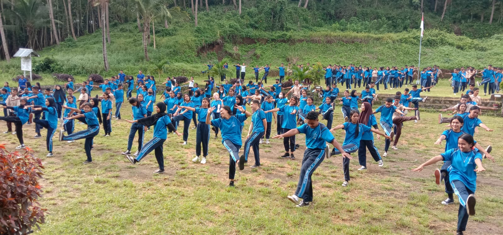 KEGIATAN SABTU SEHAT SMANKEL